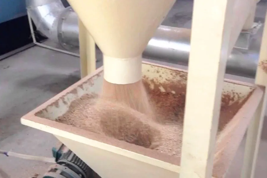 Производство древесной муки в Абакане