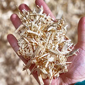 Щепа для арболита оптом в Абакане купить - оперативная доставка по всей России